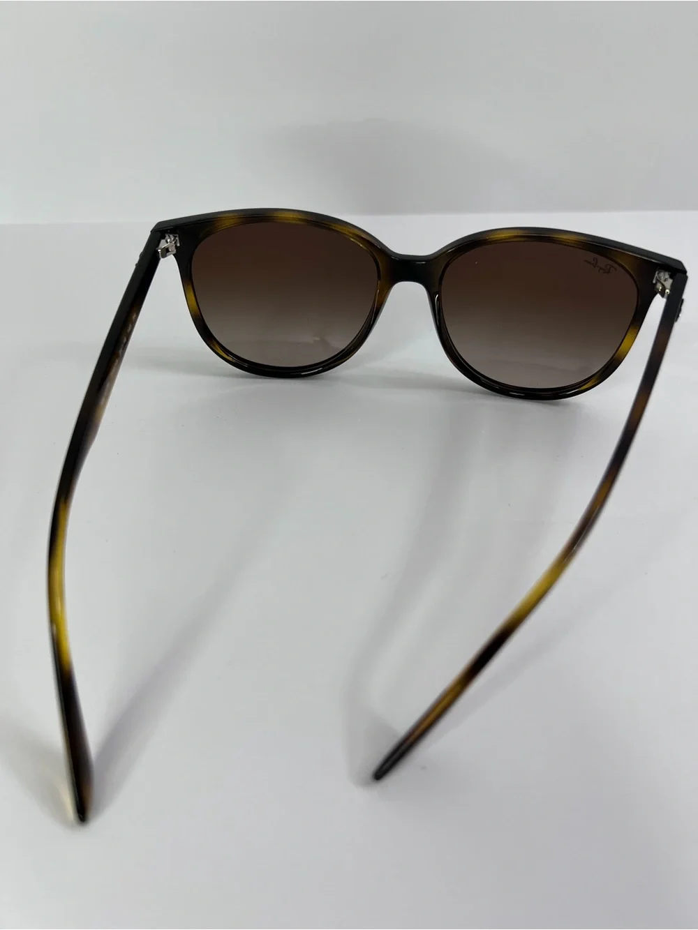 Ray-Ban Tortoiseshell Brown Sunglasses